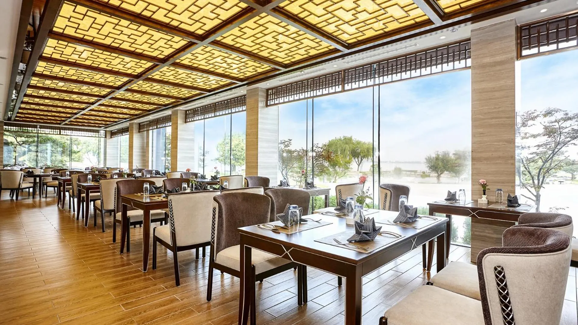 Tongli Lake View Hotel Suzhou  China