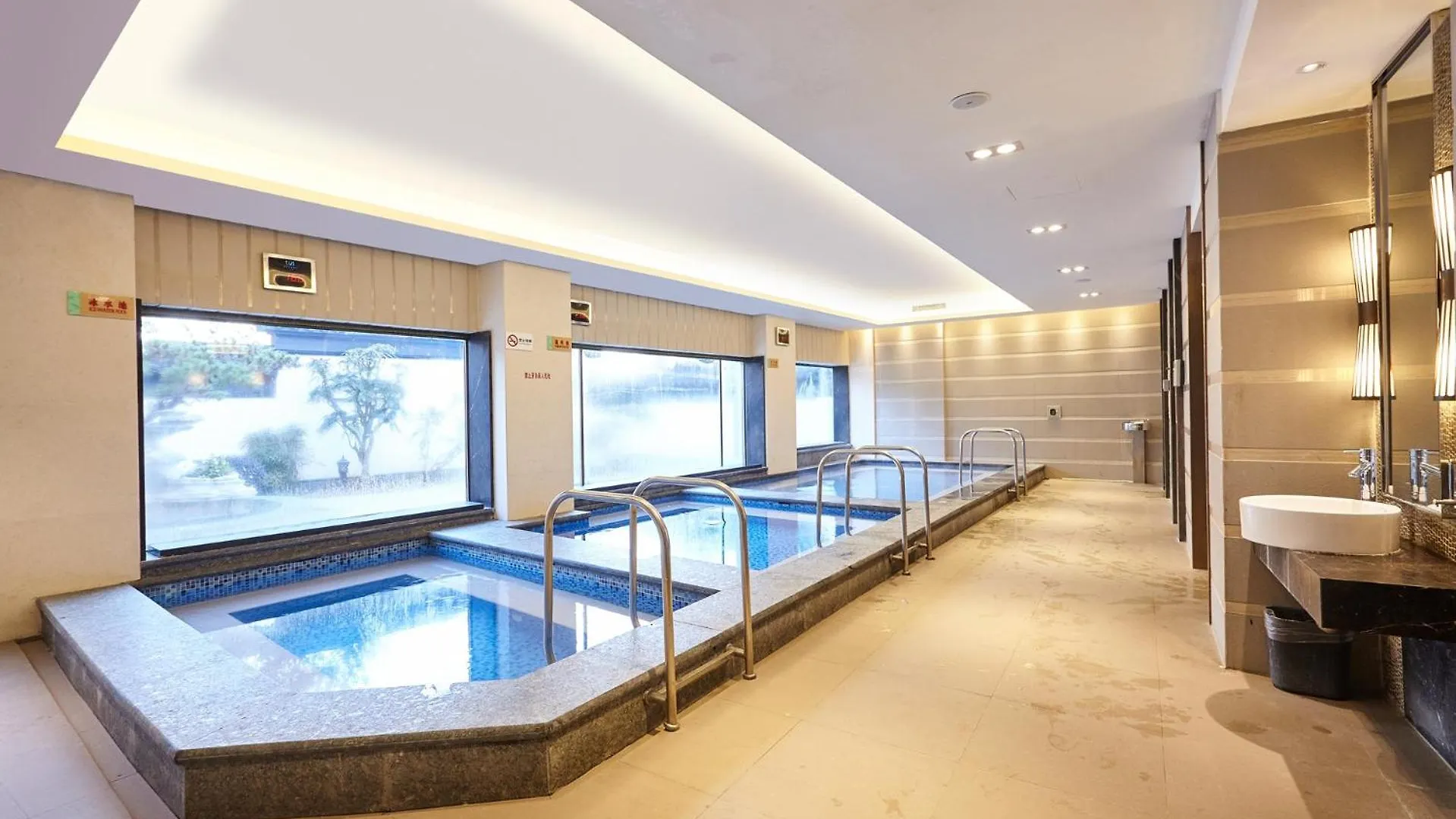 Tongli Lake View Hotel Suzhou