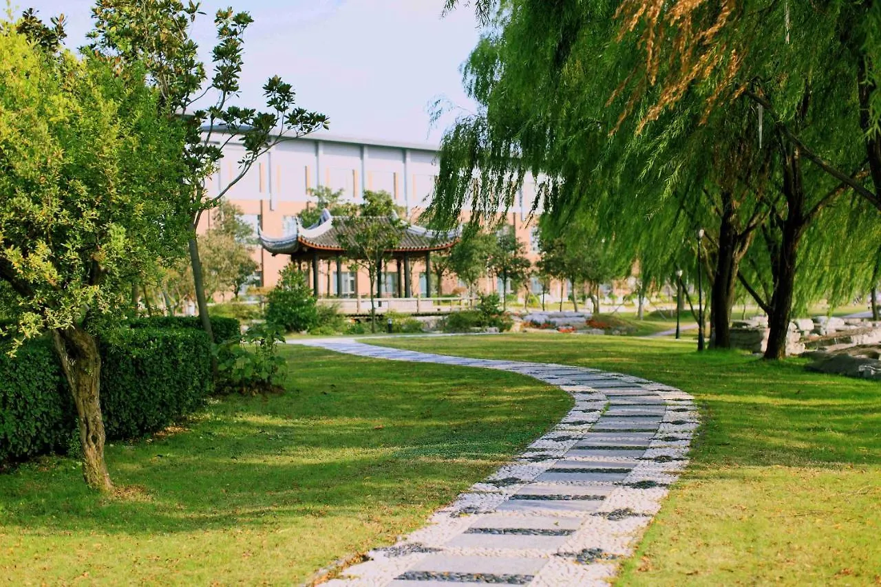 Tongli Lake View Hotel Suzhou  5*, Suzhou (Jiangsu)